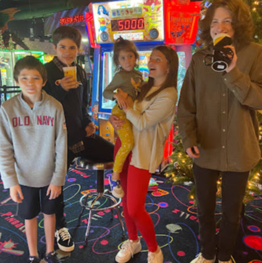 Meet your Posher, Desirae